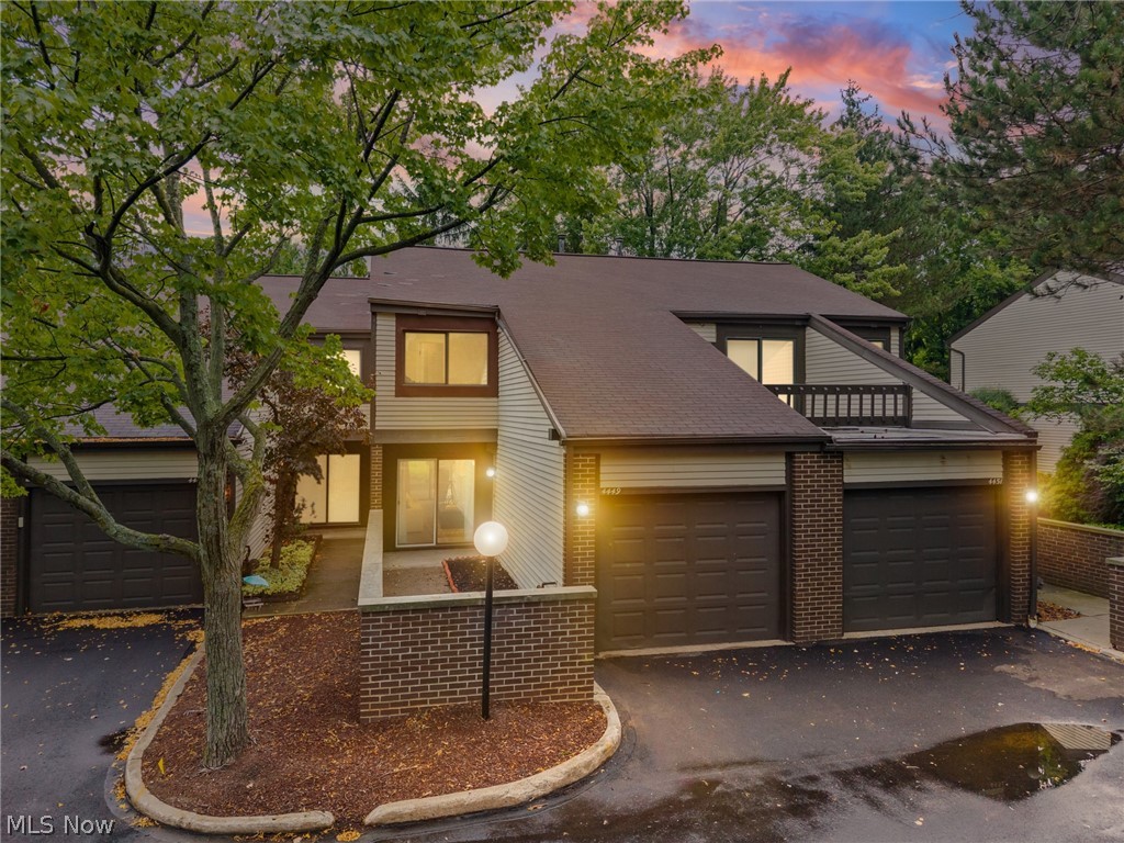 4449 Cushing Lane