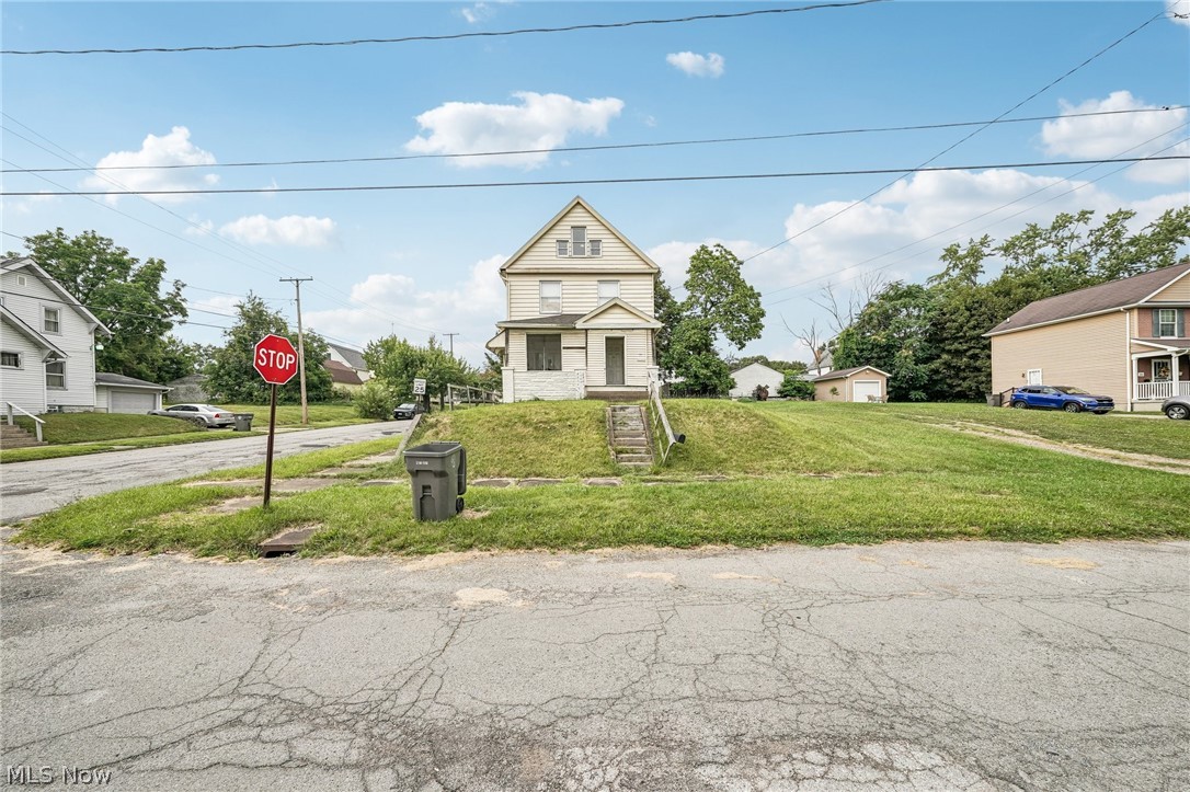 640 Broadway Avenue Property Photo 3