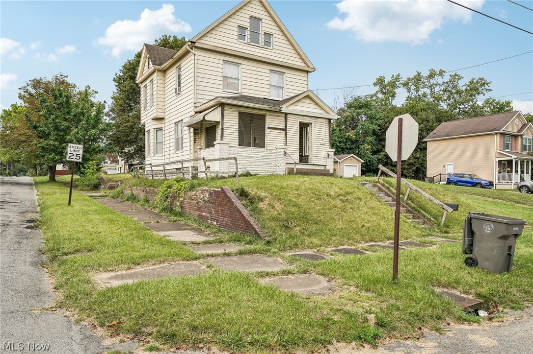 640 Broadway Avenue Property Photo 4