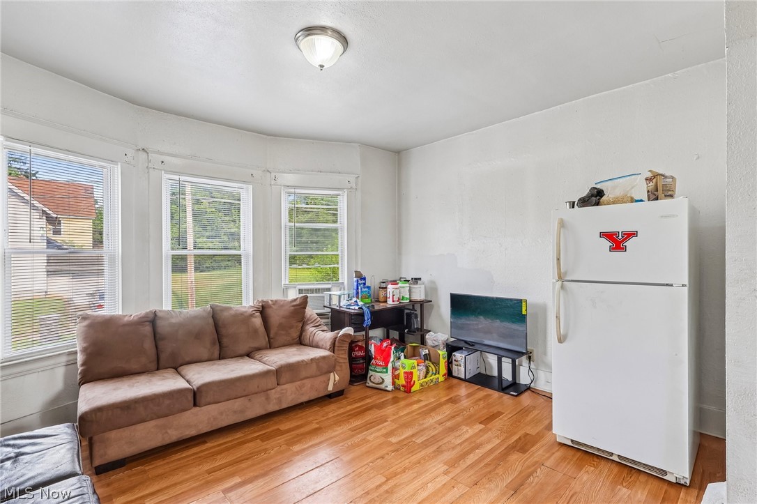 640 Broadway Avenue Property Photo 6