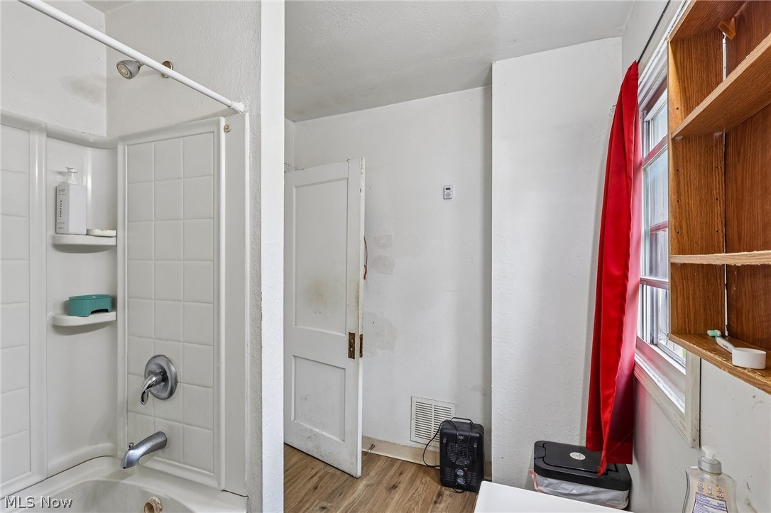 640 Broadway Avenue Property Photo 12
