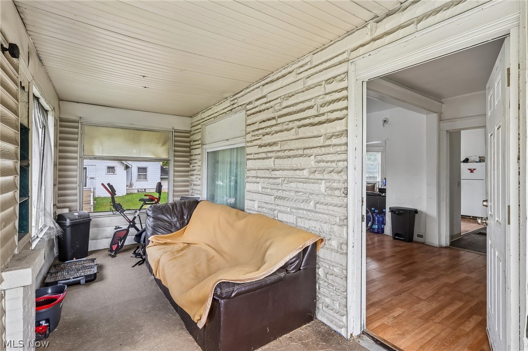 640 Broadway Avenue Property Photo 29