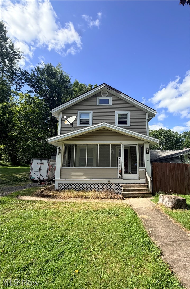 218 Lincoln Street Property Photo 1