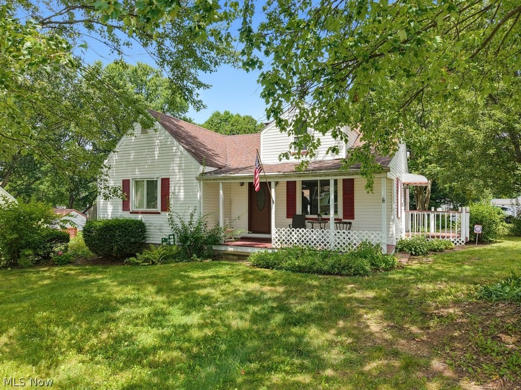 2755 Springfield Lake Drive Property Photo 2