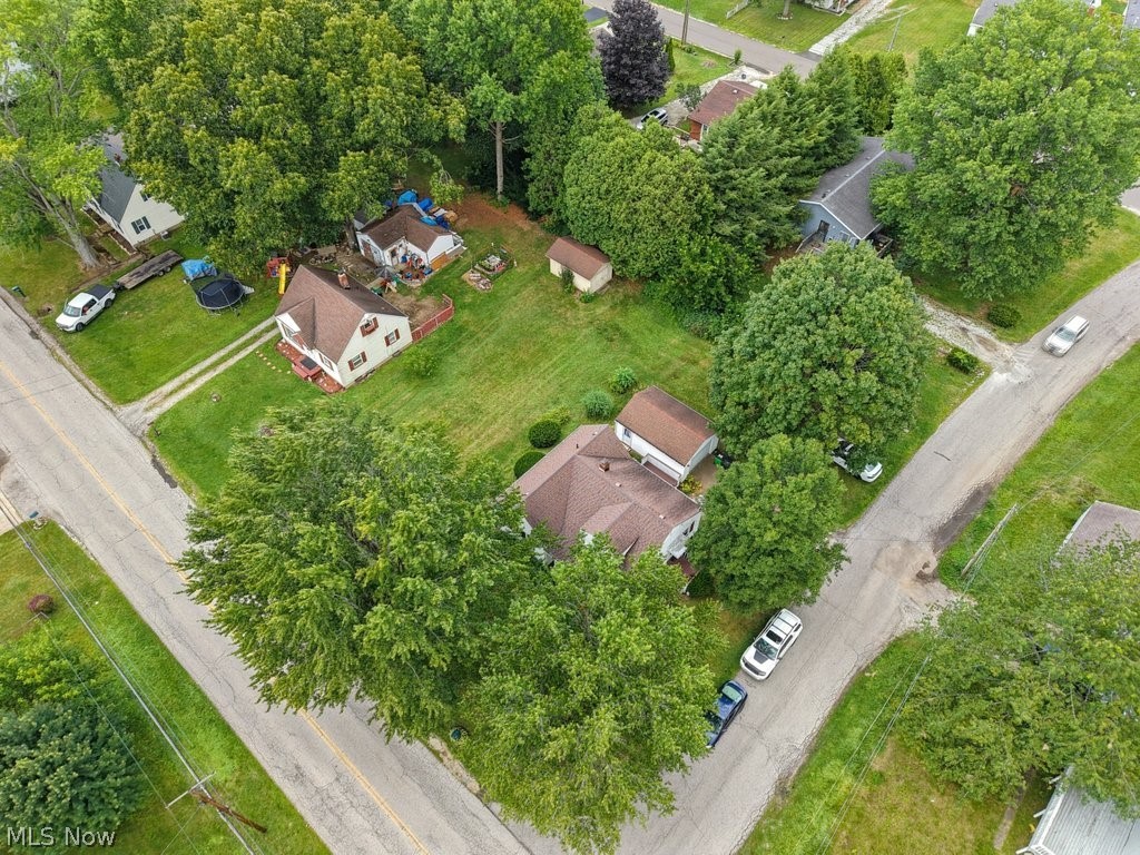 2755 Springfield Lake Drive Property Photo 4