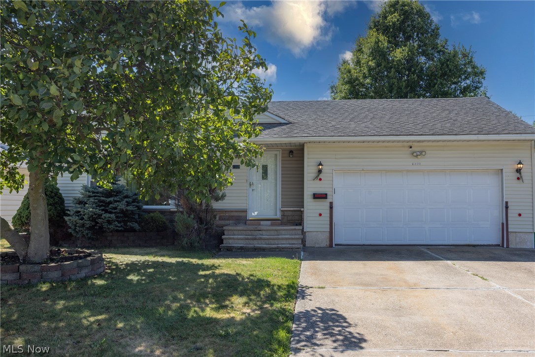 1668 Chelmsford Property Photo 1