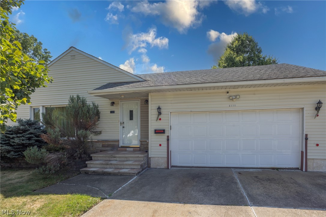 1668 Chelmsford Property Photo 2