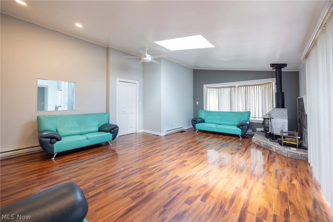 1668 Chelmsford Property Photo 6