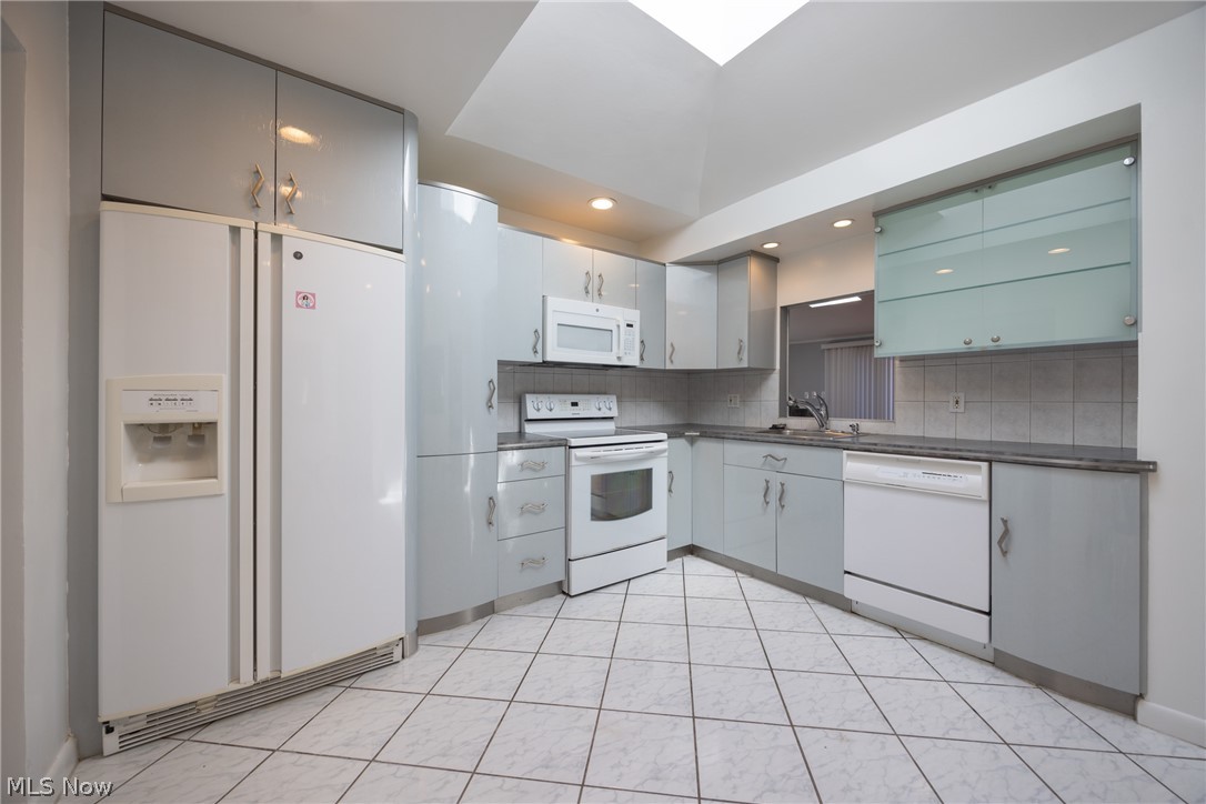 1668 Chelmsford Property Photo 17