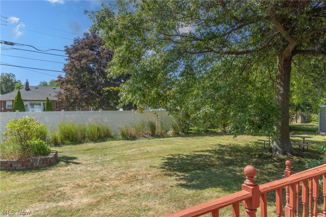1668 Chelmsford Property Photo 32