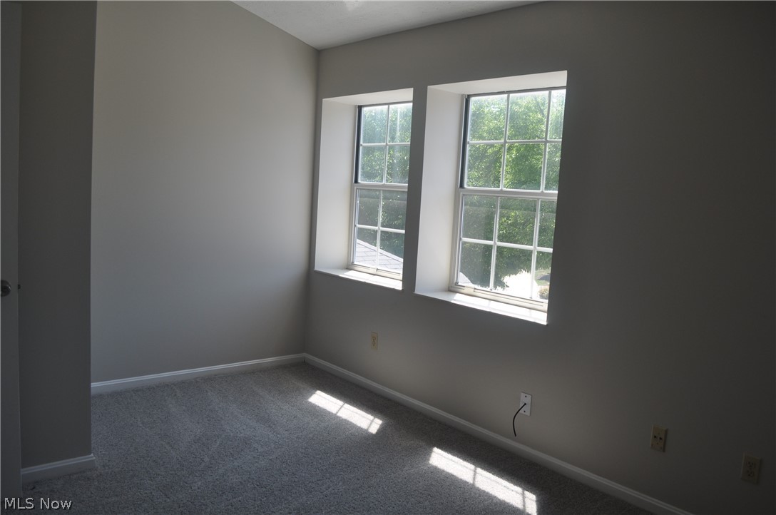 1193 Pinecrest Place E Property Photo 14