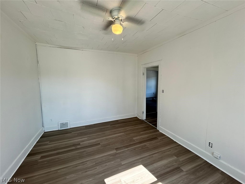 2232 W 103rd Street 2 Property Photo 11