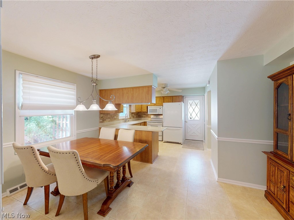 4792 Geraldine Road Property Photo 5
