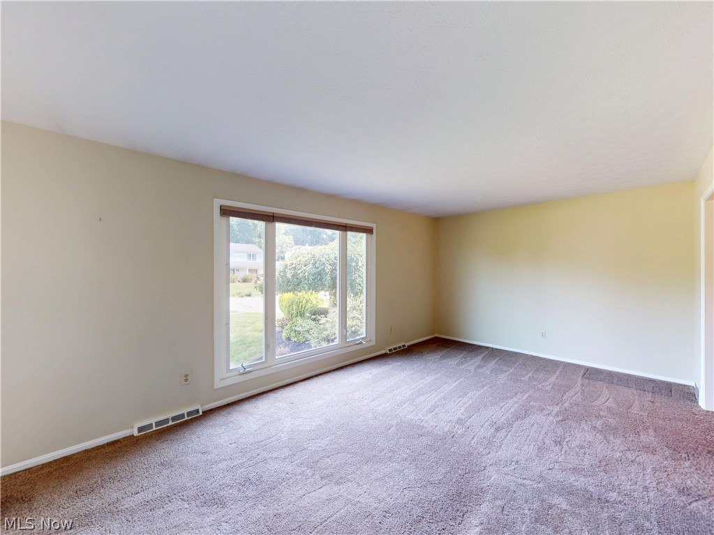 4792 Geraldine Road Property Photo 9