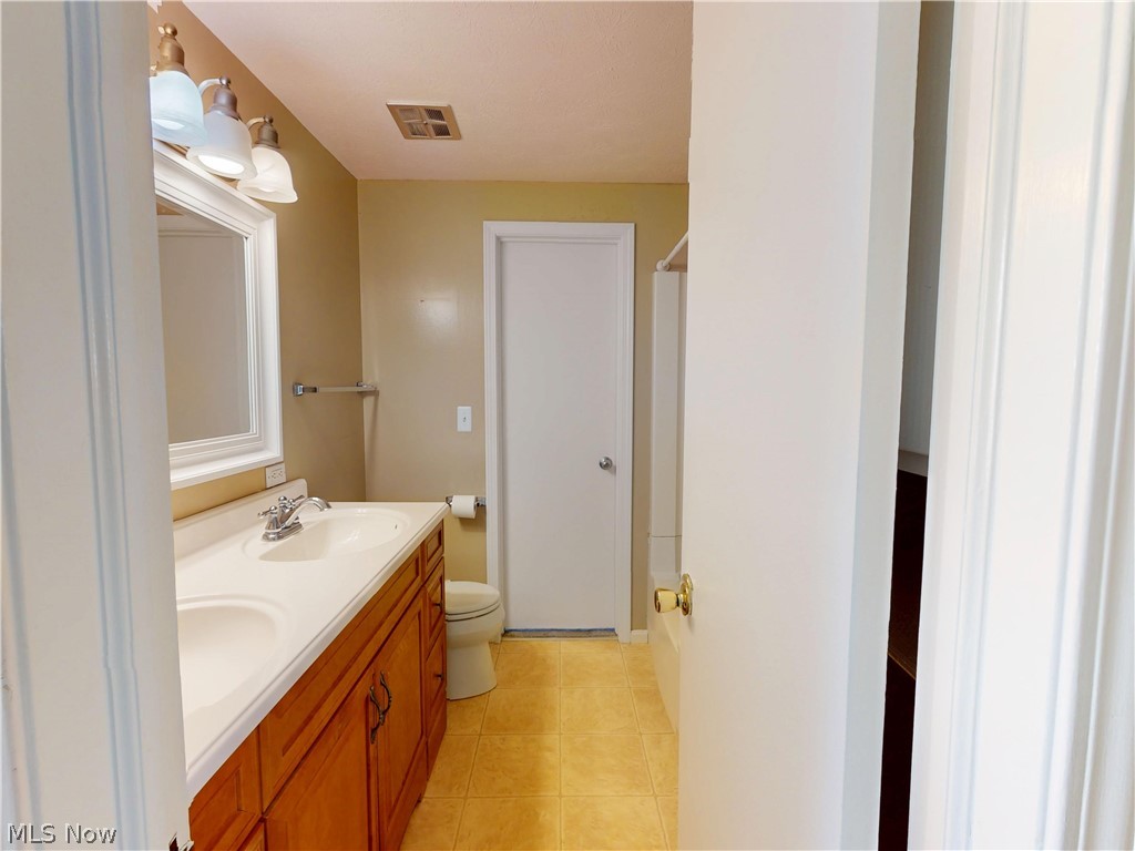 4792 Geraldine Road Property Photo 15
