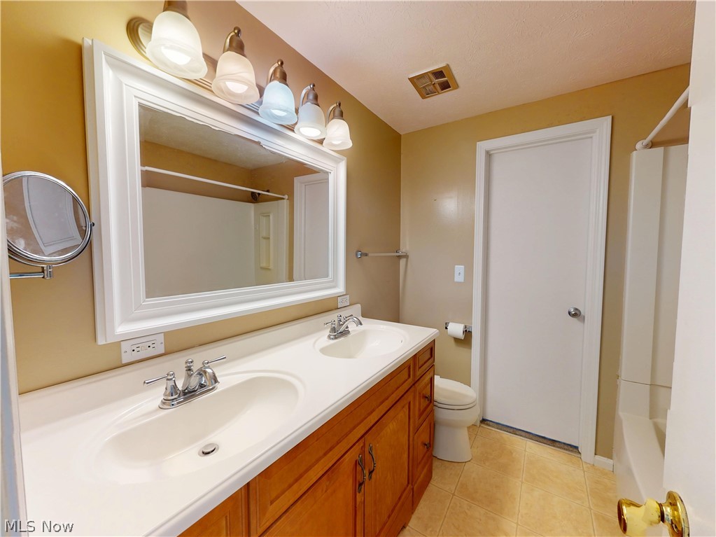 4792 Geraldine Road Property Photo 16