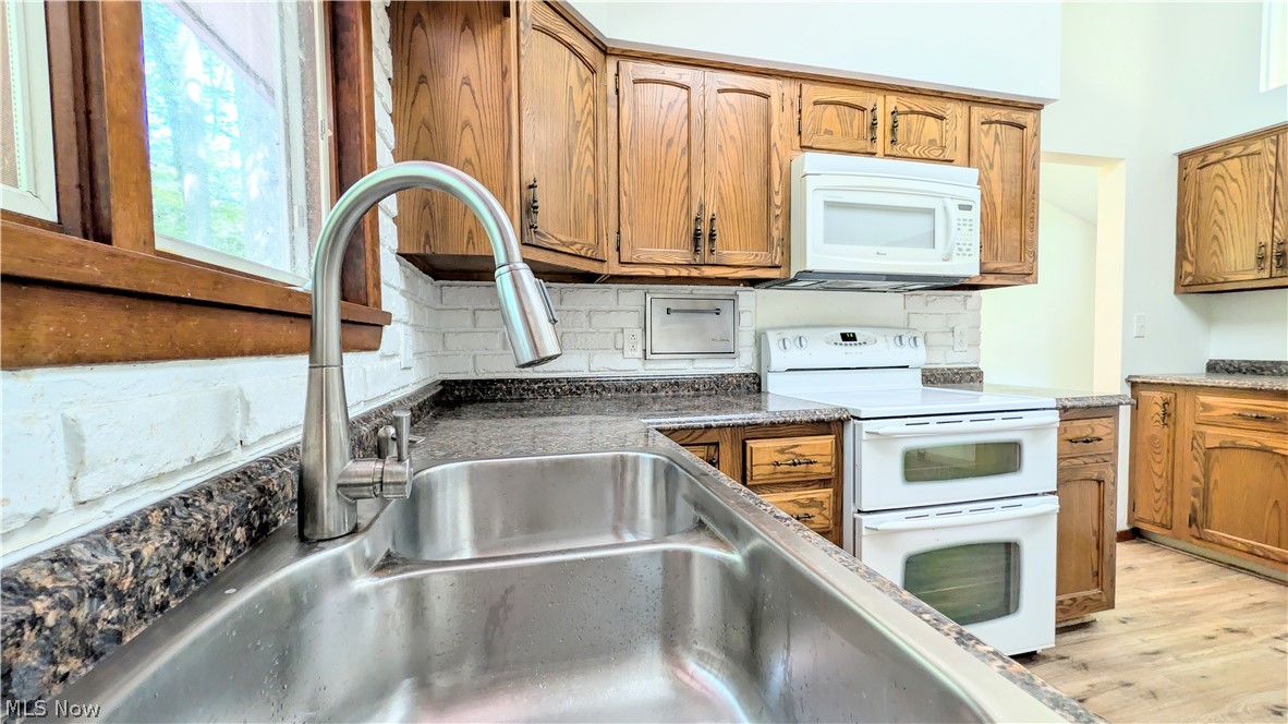 1305 Garrison Road Property Photo 7