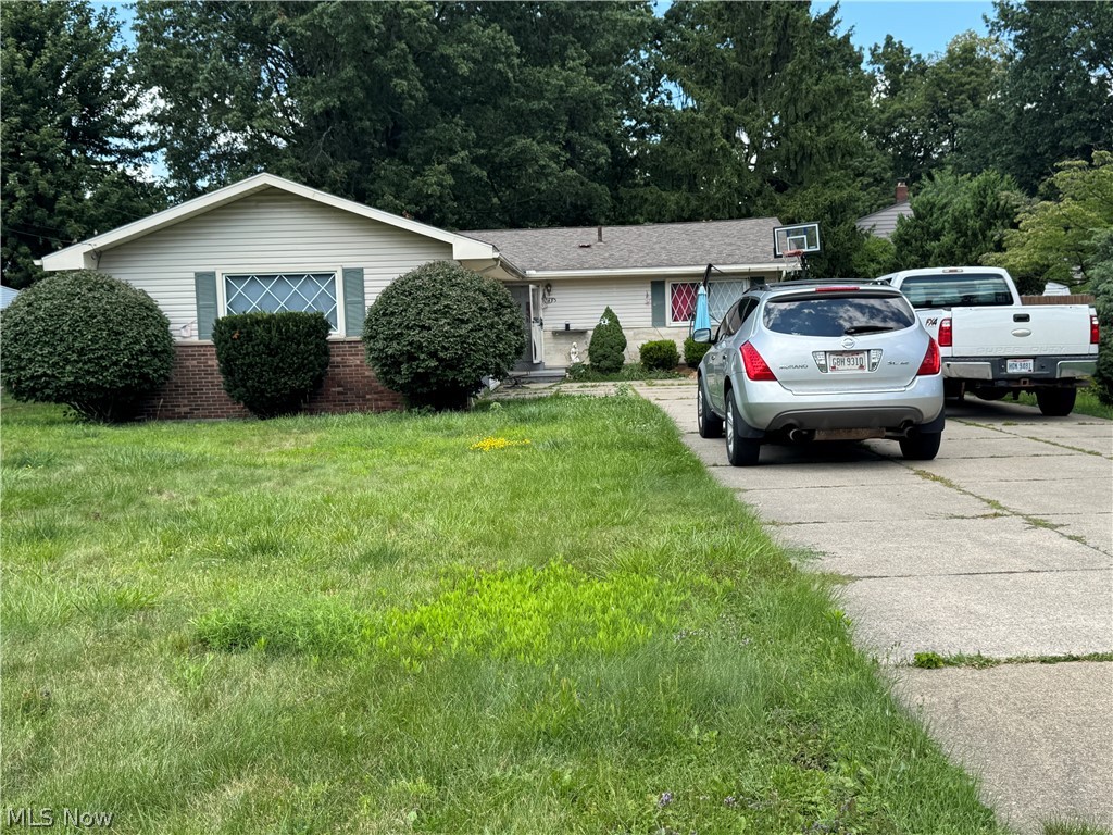 2475 Sand Run Property Photo 1