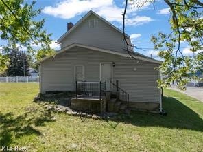 223 E Maple Street Property Photo 3