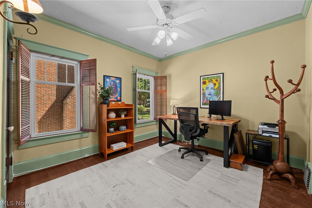 168 Castle Boulevard Property Photo 14