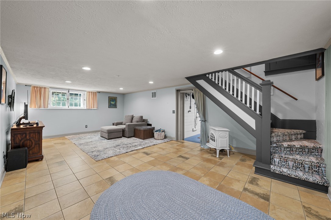 168 Castle Boulevard Property Photo 31