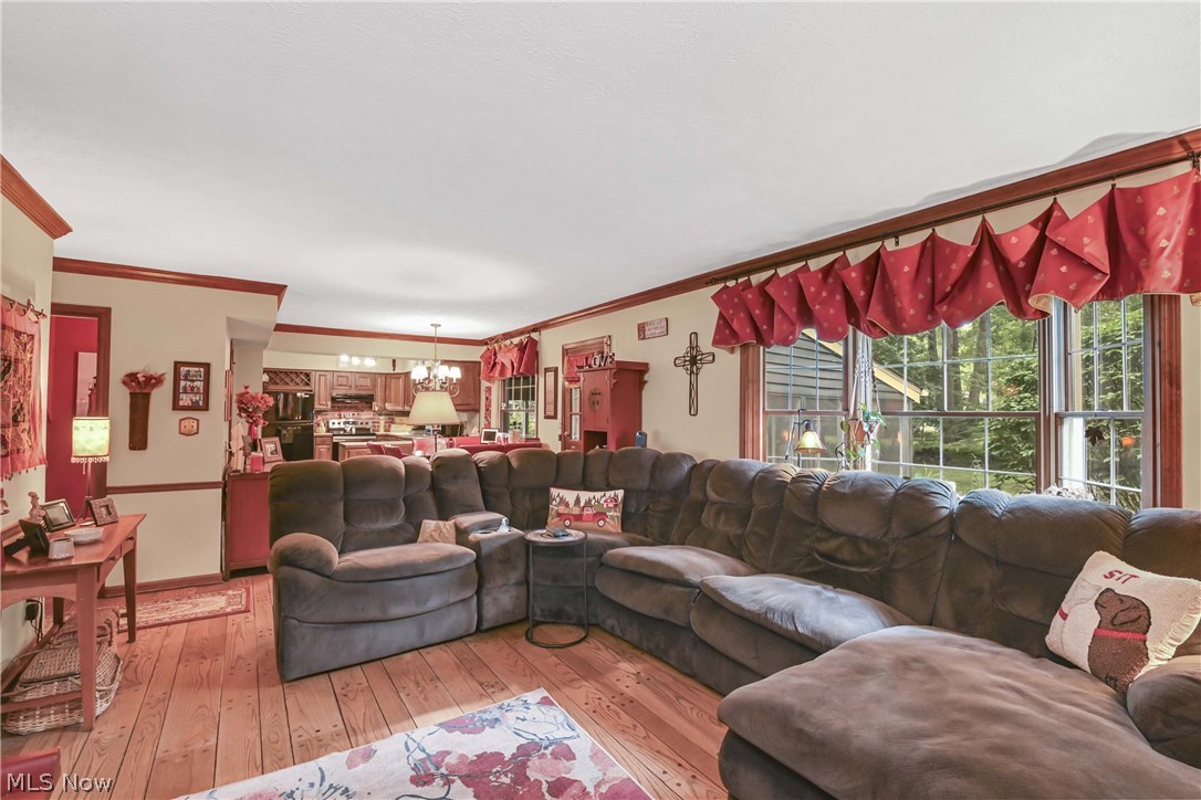 577 Debbington Drive Property Photo 16