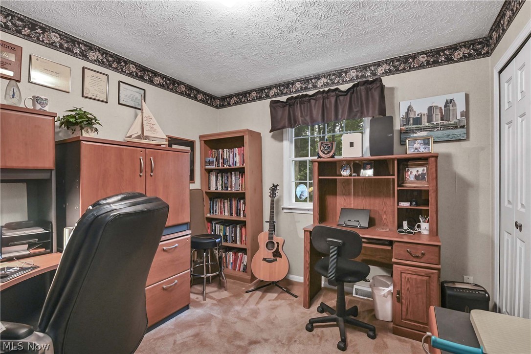577 Debbington Drive Property Photo 30