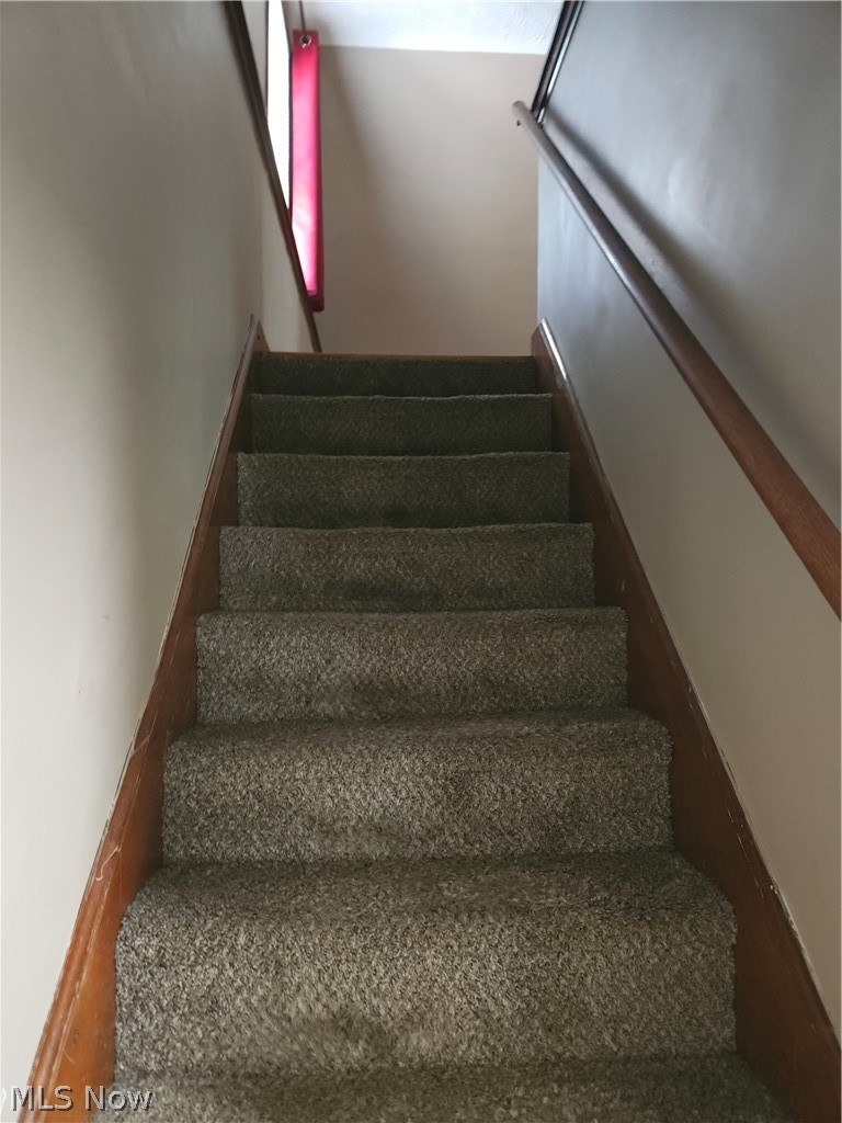3251 Darrow Road Property Photo 13