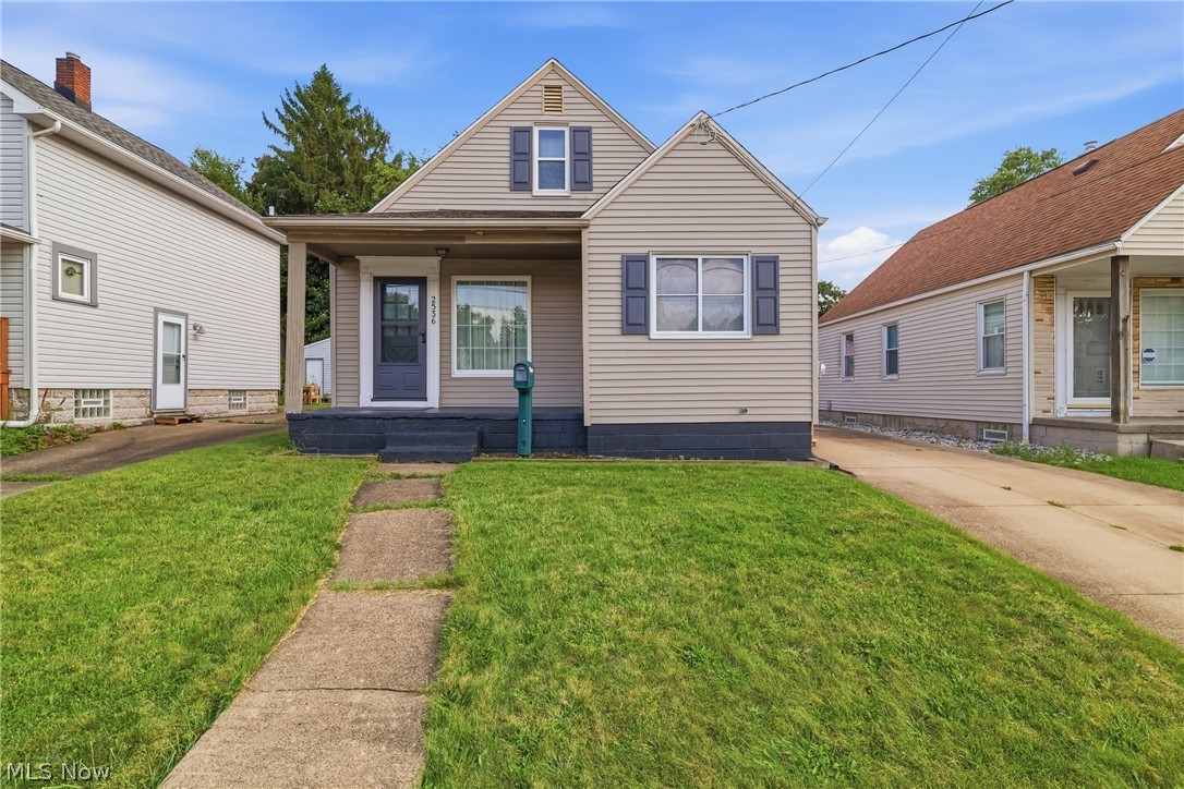 2536 Albrecht Avenue