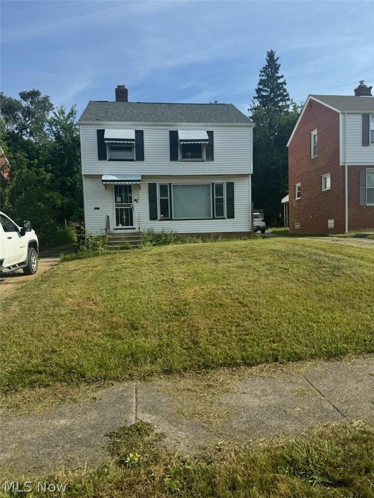 17425 Throckley Avenue Property Photo 1