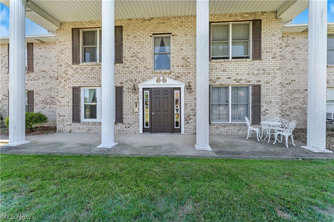 900 Pearson Circle 1 Property Photo 4