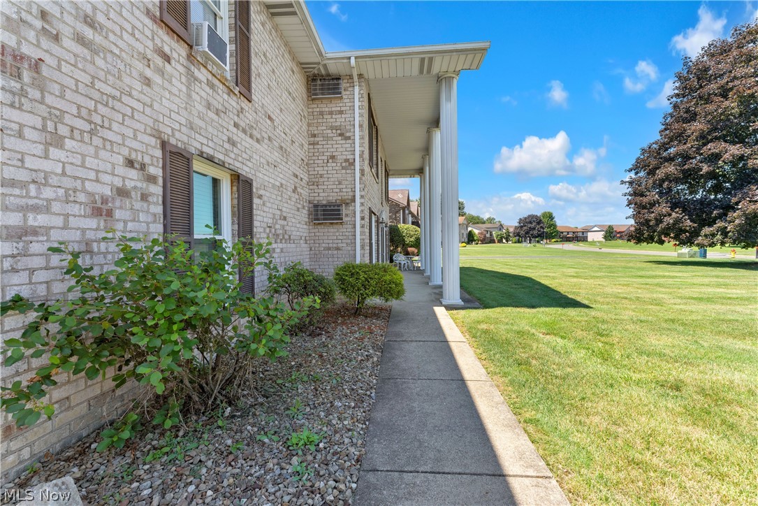 900 Pearson Circle 1 Property Photo 5