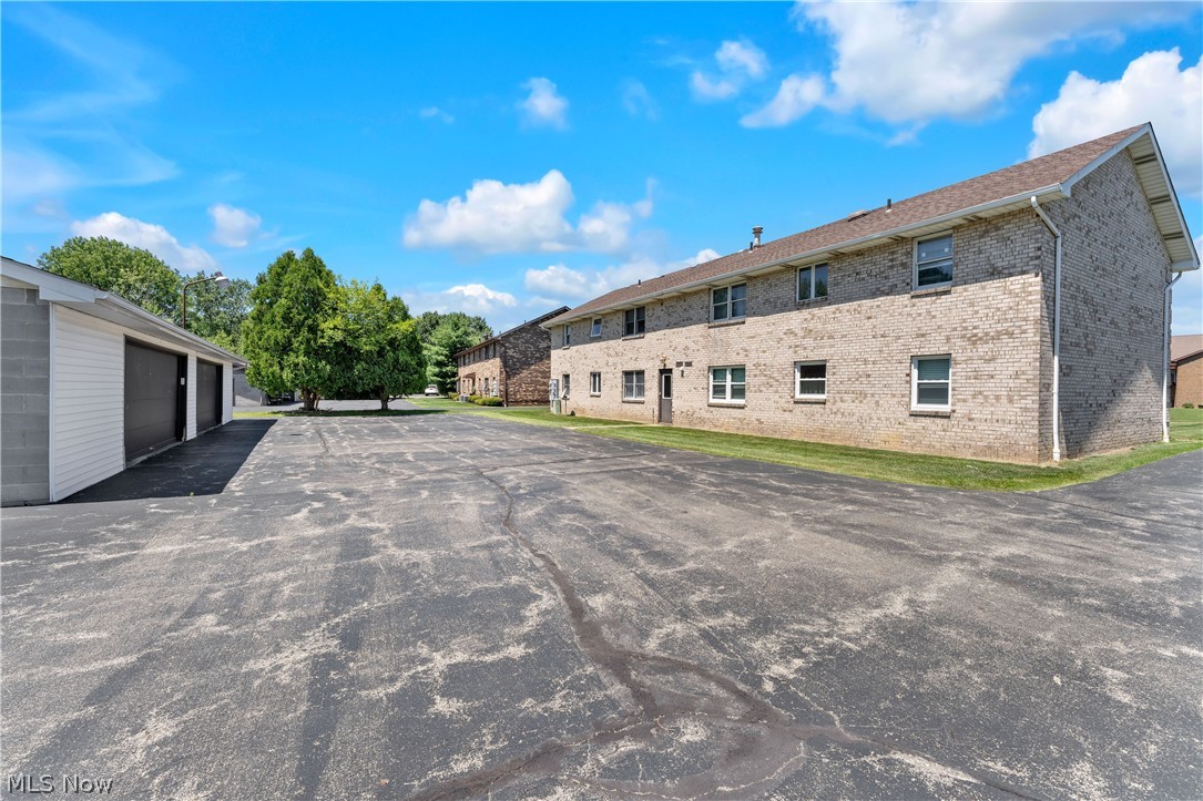 900 Pearson Circle 1 Property Photo 6