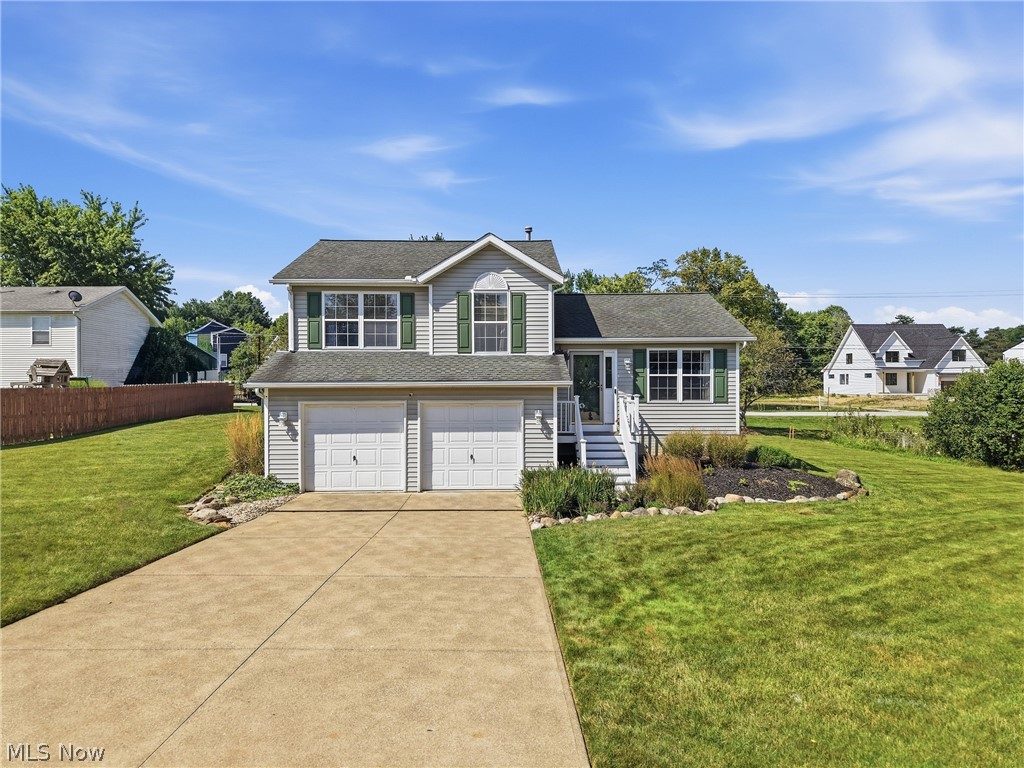 900 Mallet Hill Property Photo 3