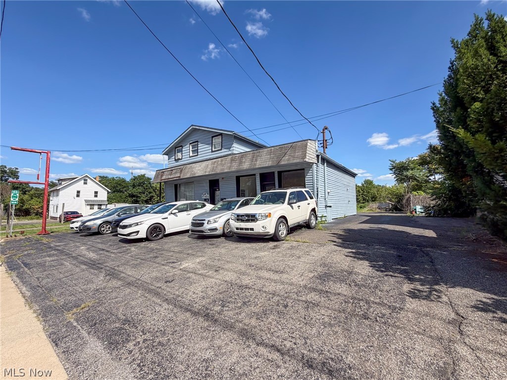 622 Elm Road Property Photo 3