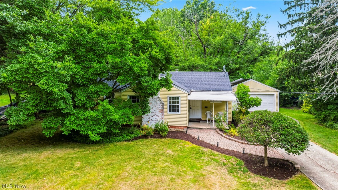 2490 Glenridge Road Property Photo 1