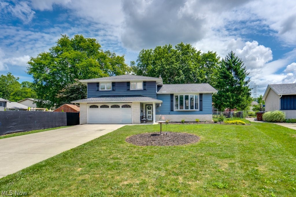 7821 W List Lane