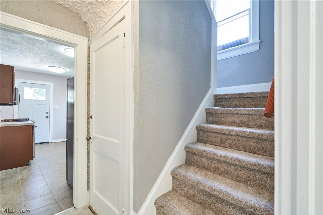 1102 Diagonal Road Property Photo 14