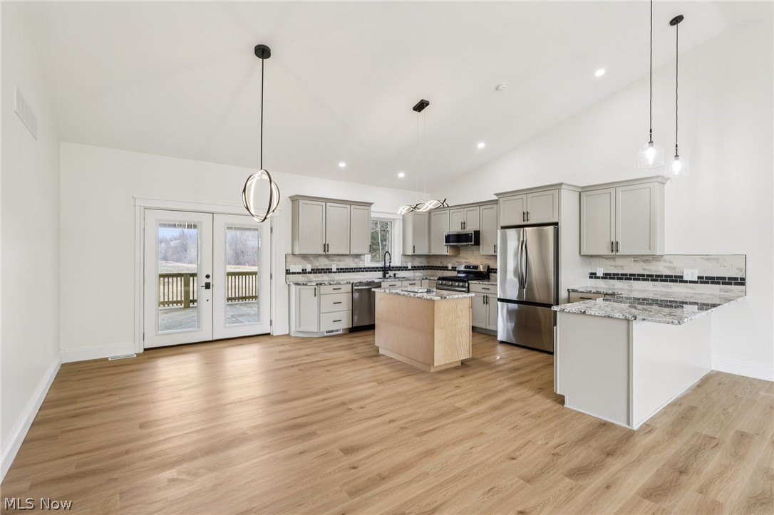 6535 North Ridge Road Property Photo 17