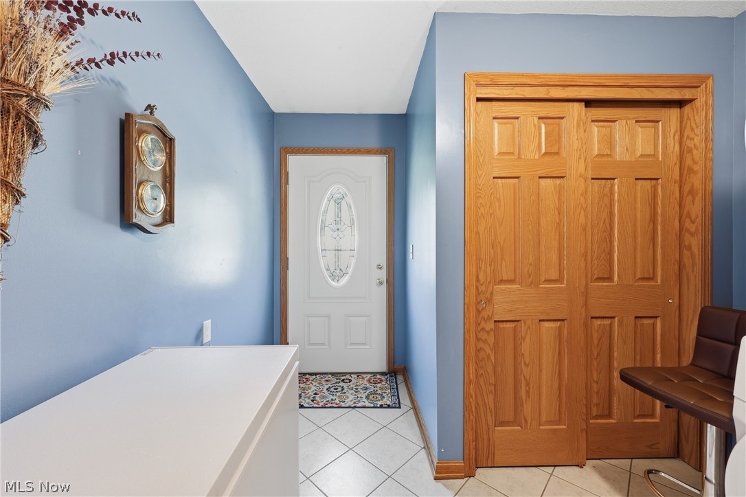 9350 Shady Lane Property Photo 5