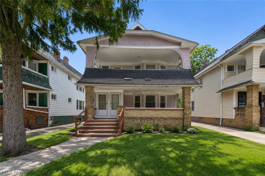 3331 E 140th Street Property Photo 1