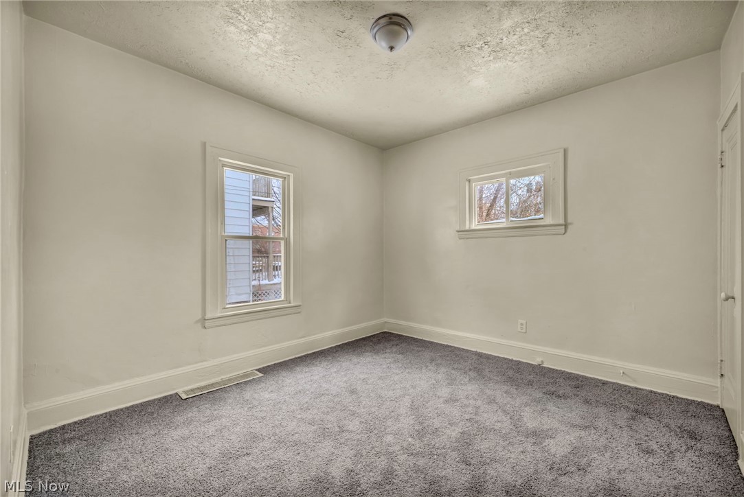 3331 E 140th Street Property Photo 15