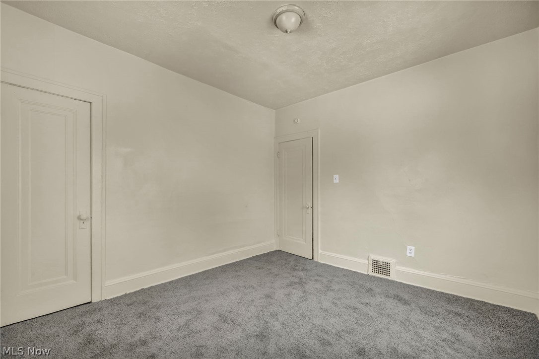 3331 E 140th Street Property Photo 16
