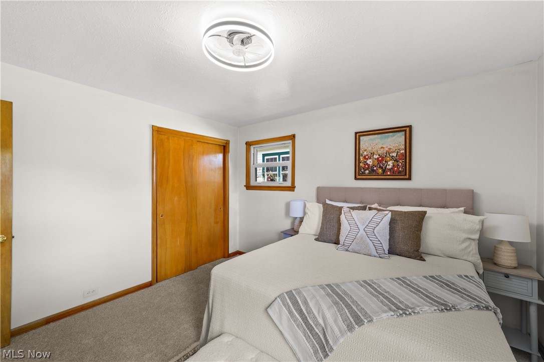 9319 Pinegrove Avenue Property Photo 15