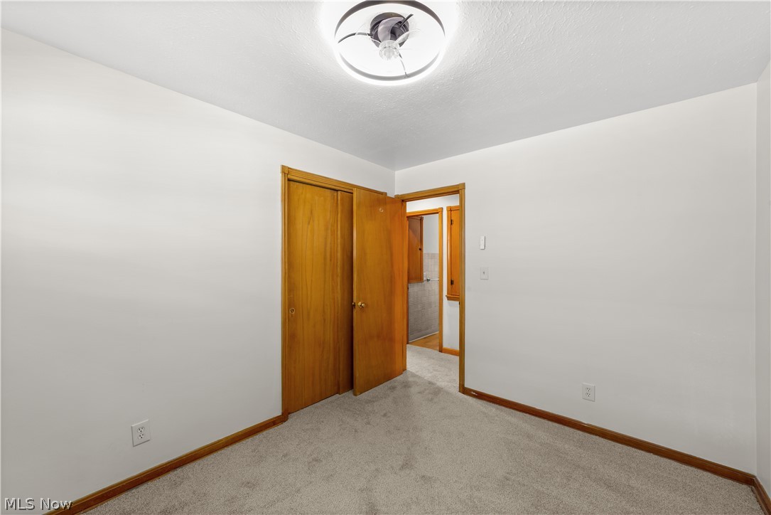 9319 Pinegrove Avenue Property Photo 21