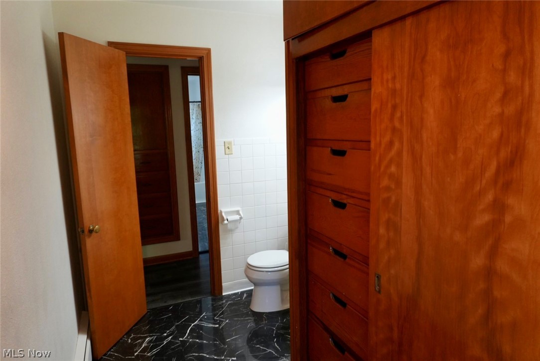 2930 Center Road Property Photo 18