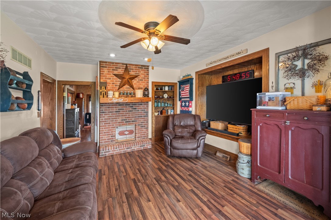 1811 Washington Boulevard Property Photo 10