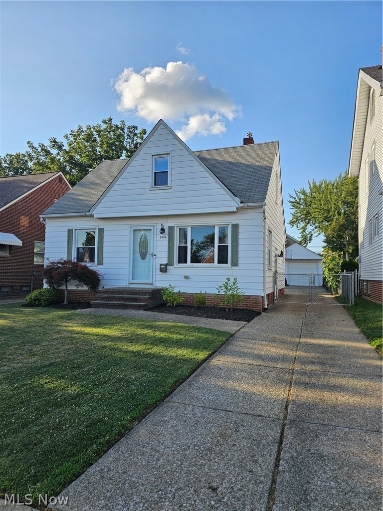 6906 Belmere Drive Property Photo 1