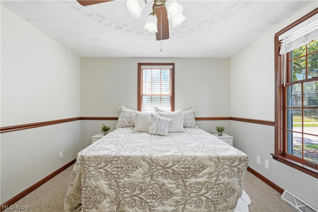 220 Diamond Street Property Photo 10