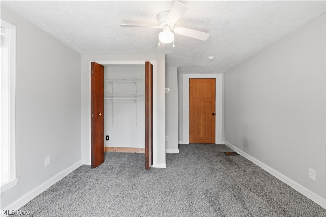 220 Diamond Street Property Photo 20